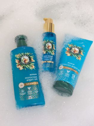 Perfect bundle for a healthy glowing hair