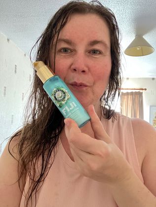 #HerbalEssencesUK #CoconutOil #MagicSerum #CoconutHairGoals