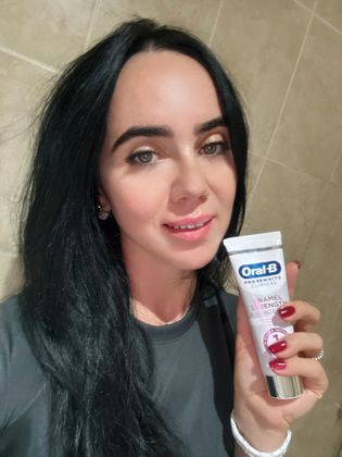 My experience with Oral-B Enamel strength& whitening 