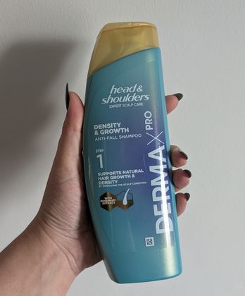 Step 1: an anti-fall shampoo that cleanse and helps supports natural hair growth and density 
