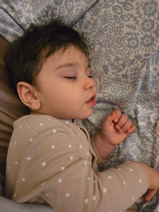 Night sleep wearing pampers nappies 6+