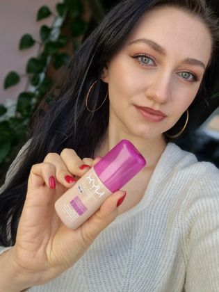 NYX Wonder Foundation