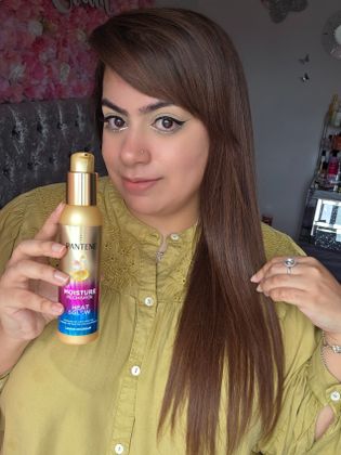 ~ Results With Pantene Moisture Recharge Heat & Glow Leave-in Cream ~