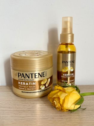 I've been trying the Pantene Pro-V Repair & Protect Duo and it's been a game-changer for my summer hair!
The Keratin Oil makes my hair feel so soft and shiny, and the mask really helps repair all that damage from the sun, heat and chlorine. 
